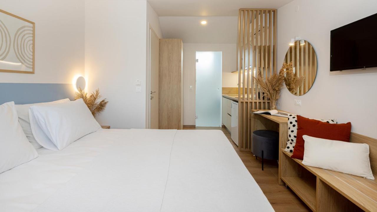 Aether Green Apartments Néa Róda Eksteriør bilde